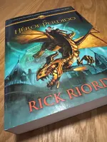 Portada de Los Héroes del Olimpo 1: El Héroe Perdido
